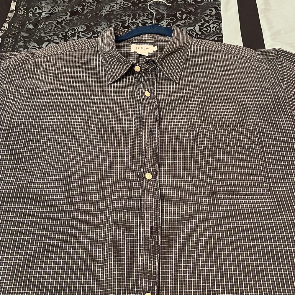 J. Crew Men's Black and White Checkered Button Down Shirt, short sleeve, sz XL - Picture 3 of 8